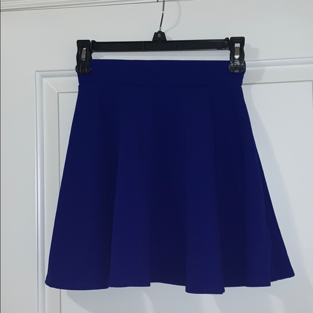 Stretchy waist mini skirt